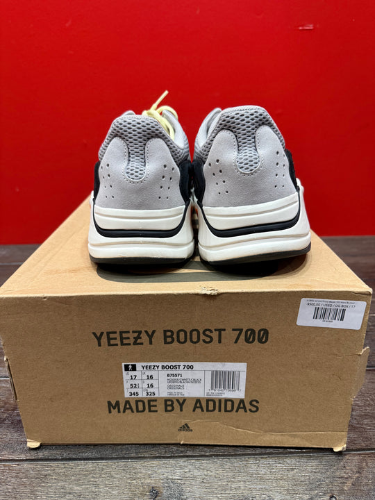 (USED) adidas Yeezy Boost 700 Wave Runner - Sz 17
