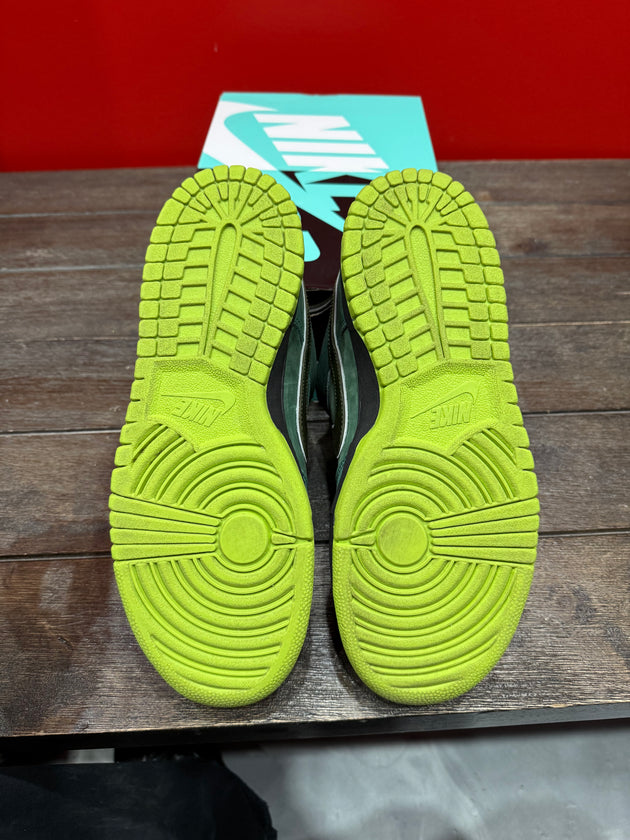 (USED) Nike SB Dunk Low Concepts Green Lobster - Sz 9