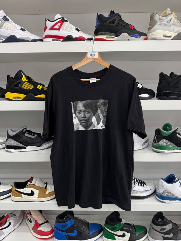 (USED) Supreme Roy DeCarava Mississippi Tee Black