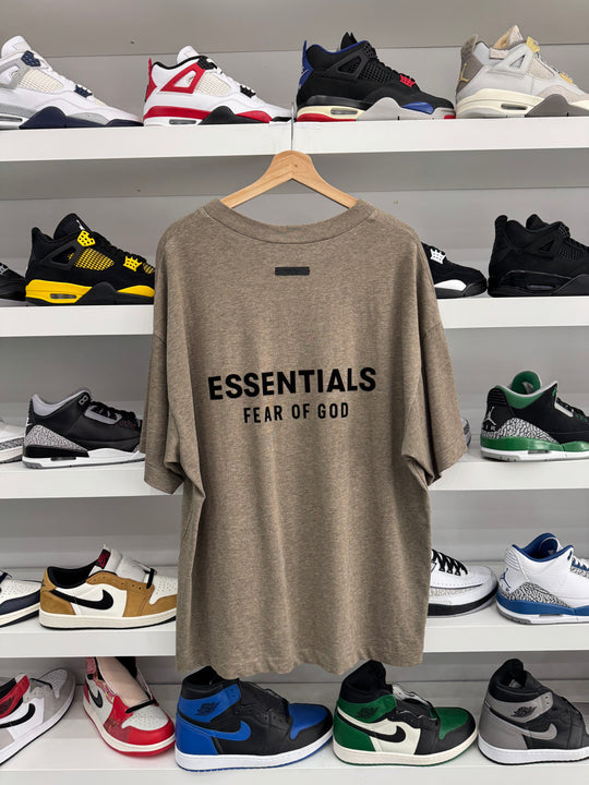(USED) Essentials T-Shirt Taupe
