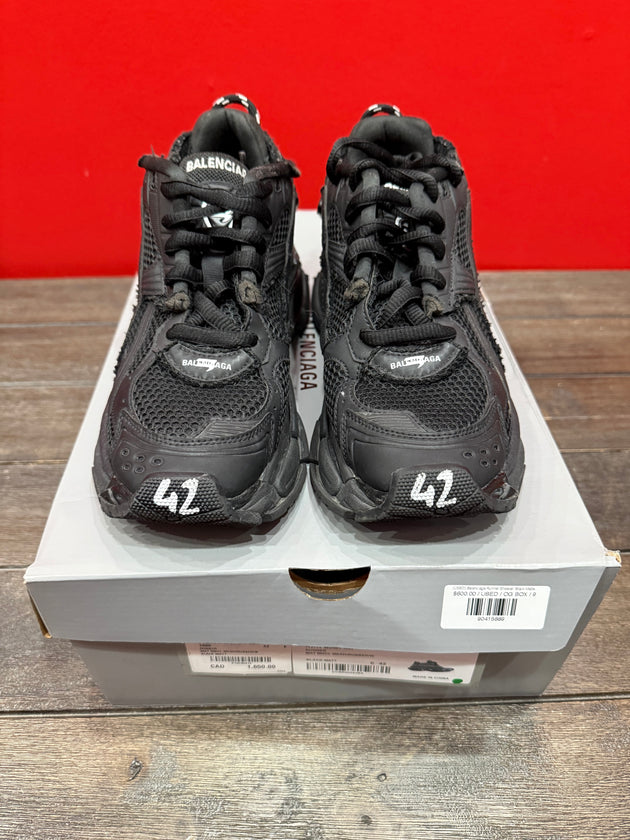 (USED) Balenciaga Runner Sneaker Black Matte - Sz 9